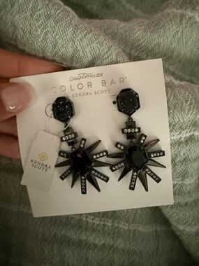 Kendra Scott custom color bar earrings brand new with box